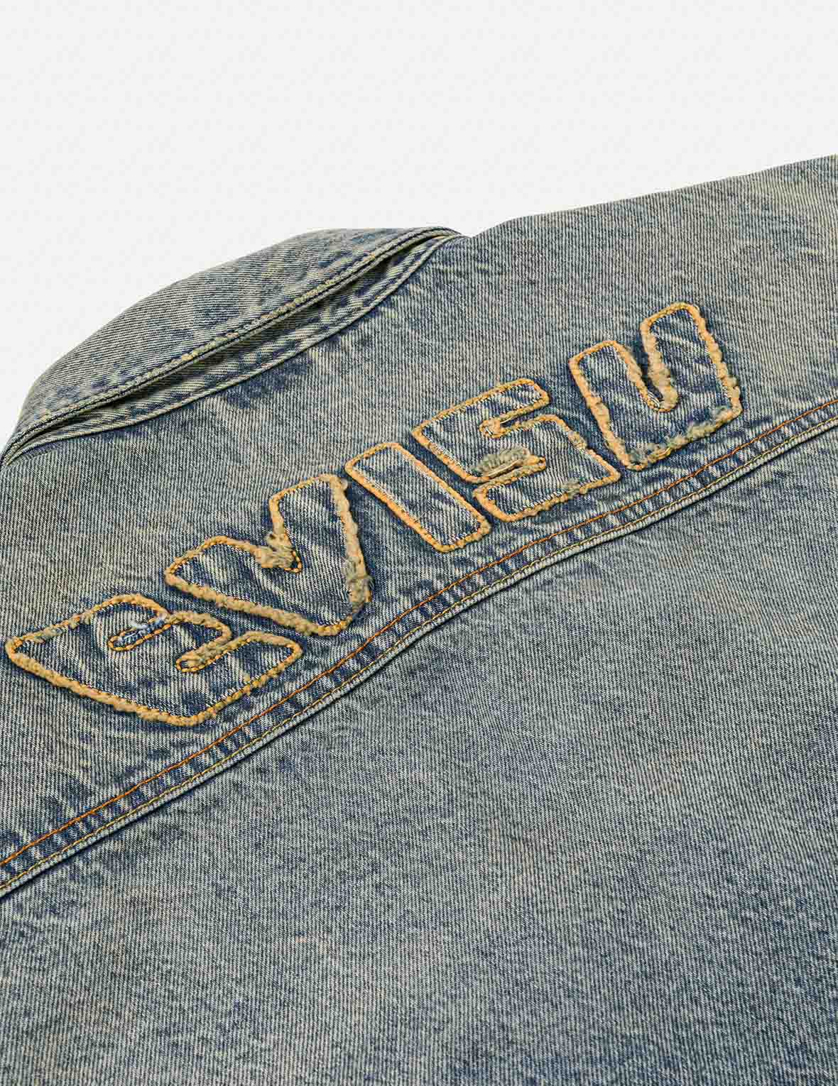 Distressed Seagull Print and Frayed Logo Patch Embroidery Relax Fit Denim Jacket