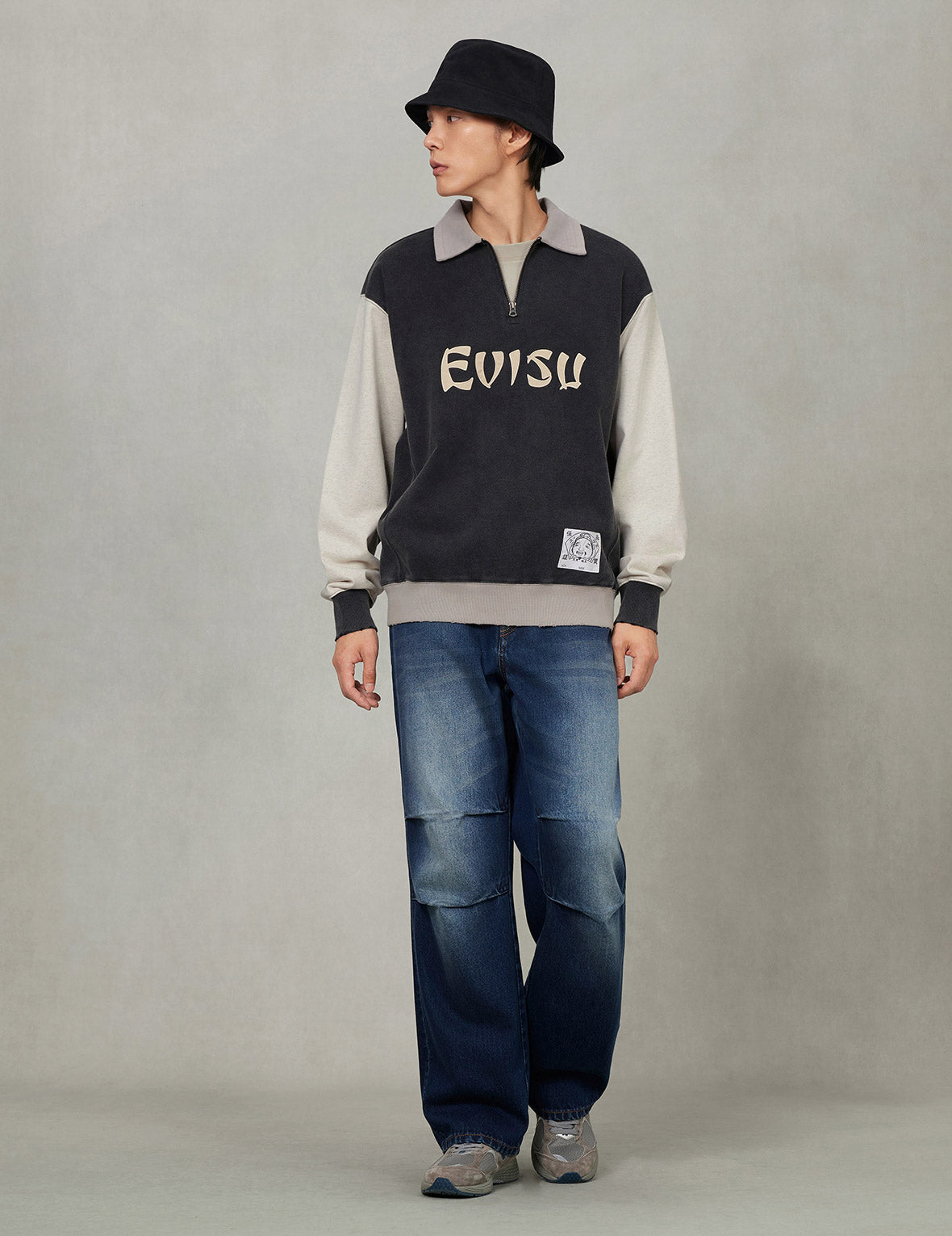 Logo Appliqué Regular Fit Half-Zip Color-Blocking Sweatshirt