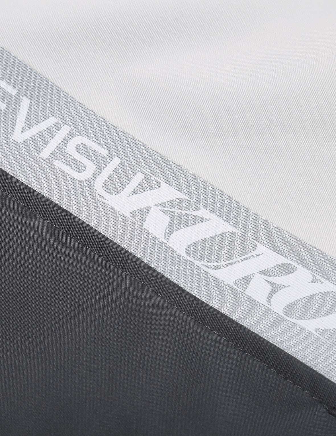 Logo印花横幅封条夹克