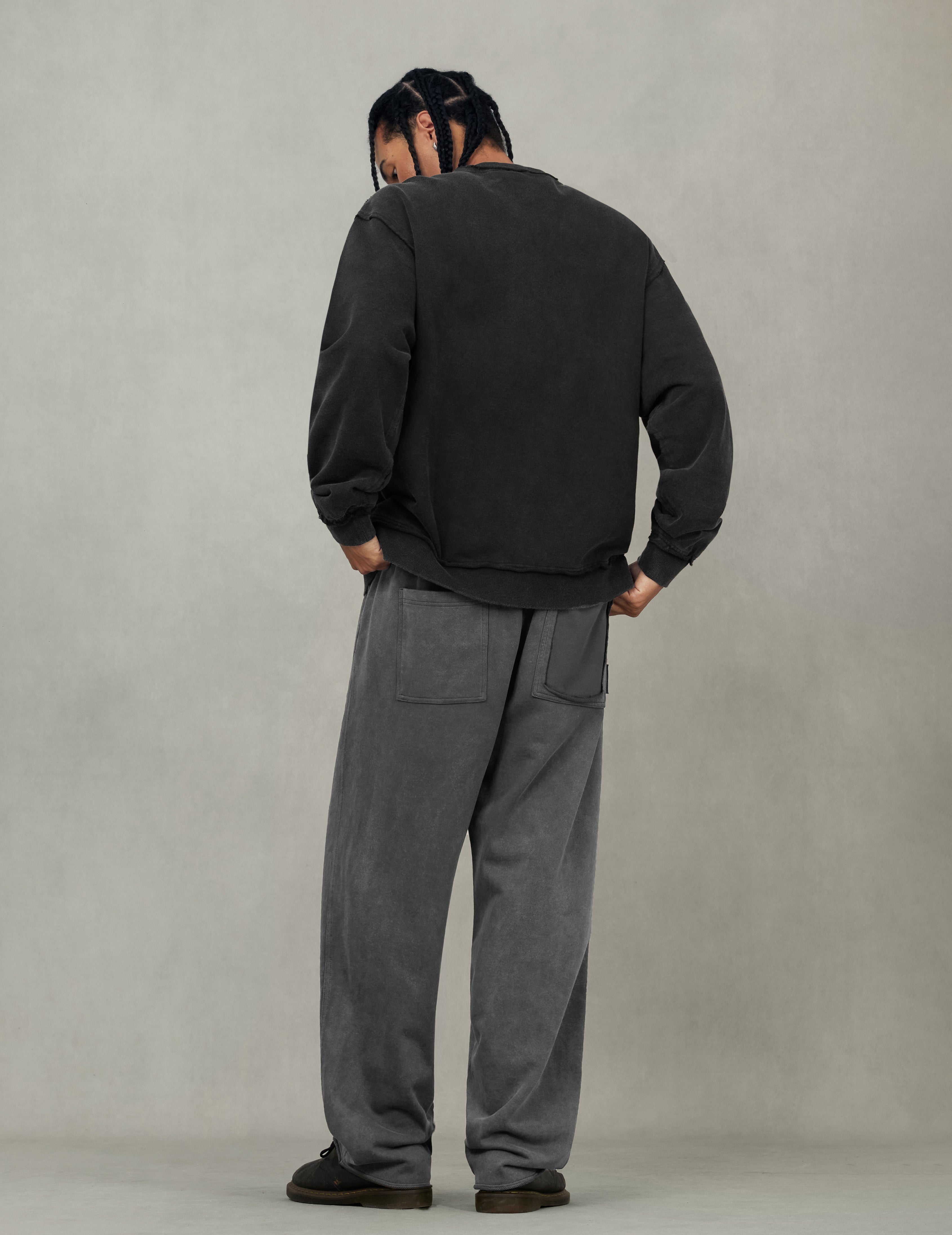 Acid-wash and Distressed Seagull Appliqué Relax Fit Sweatshirt