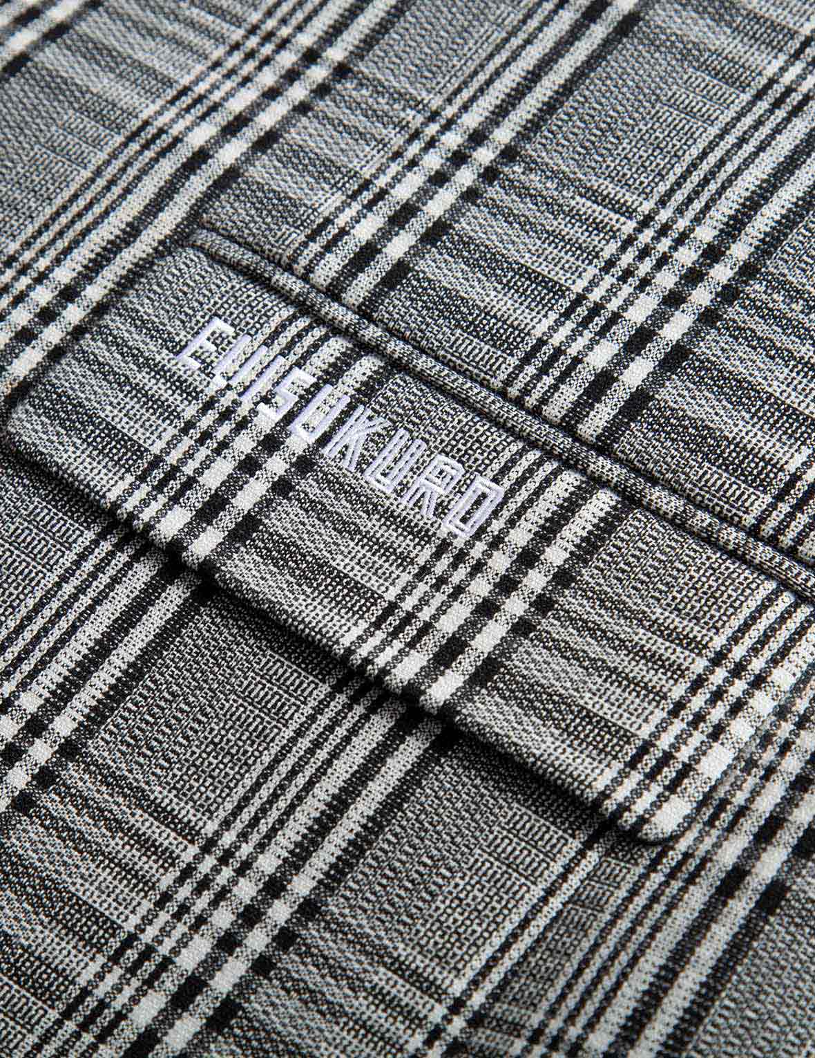 格纹裹身式西服外套