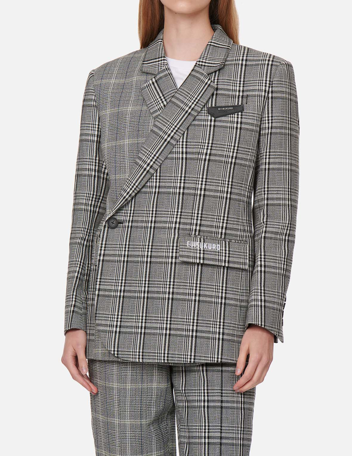 格纹裹身式西服外套