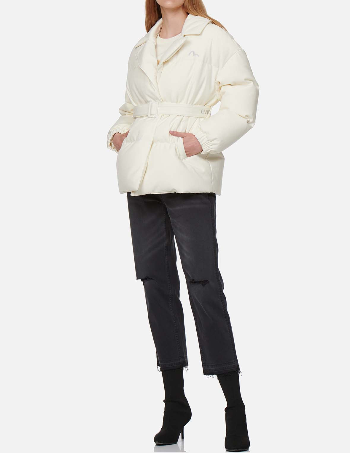 西装款羽绒外套