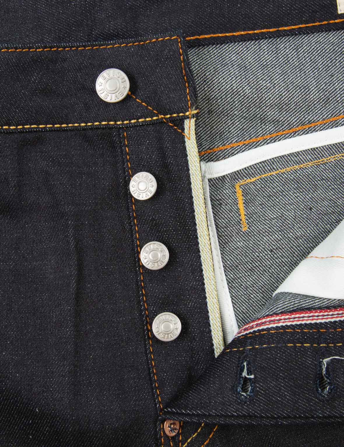 “The God of Fortune Riding Waves” Daicock Embroidery Carrot-Fit Jeans #2017