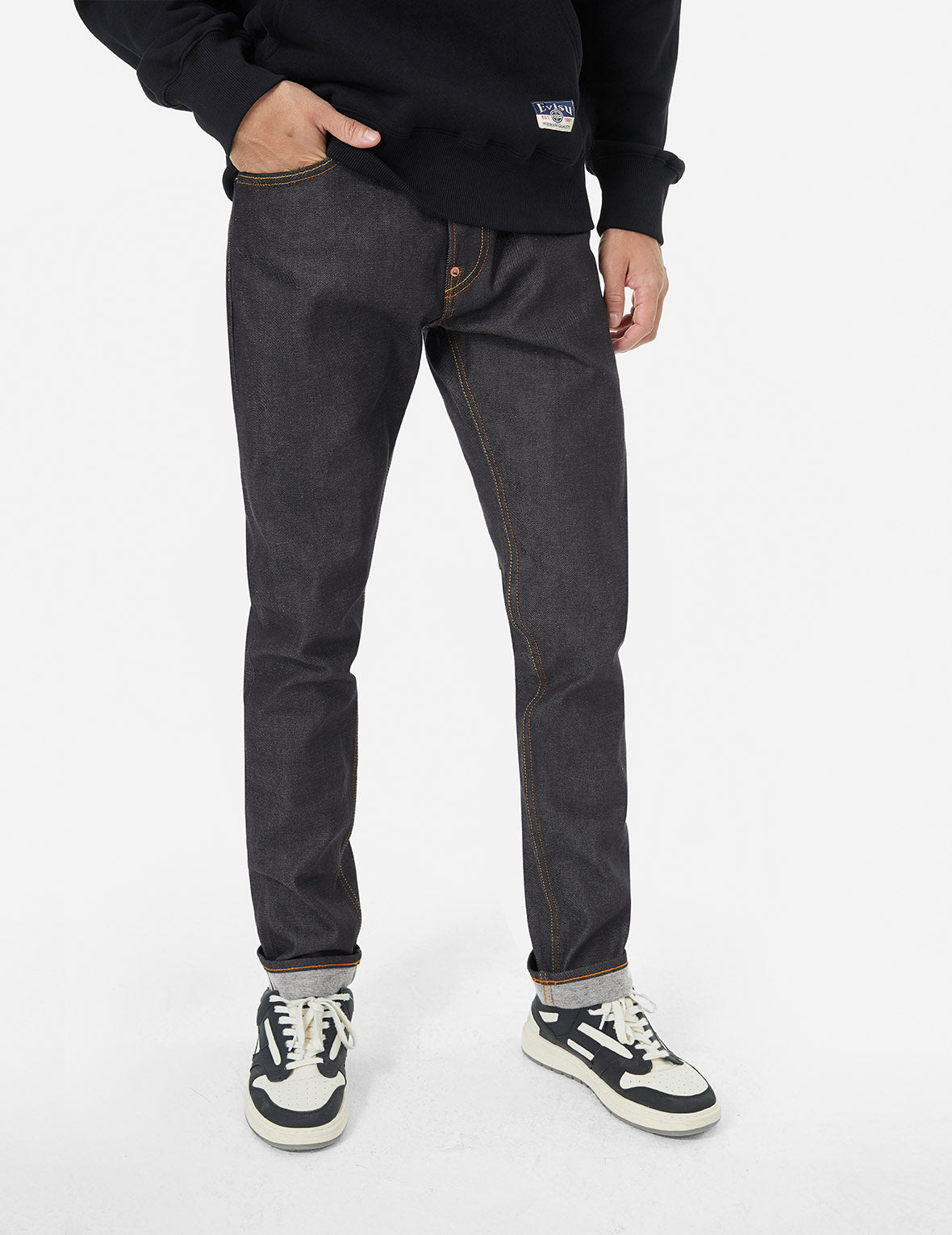 Seagull Metallic Embroidery Taper Fit Jeans #2017