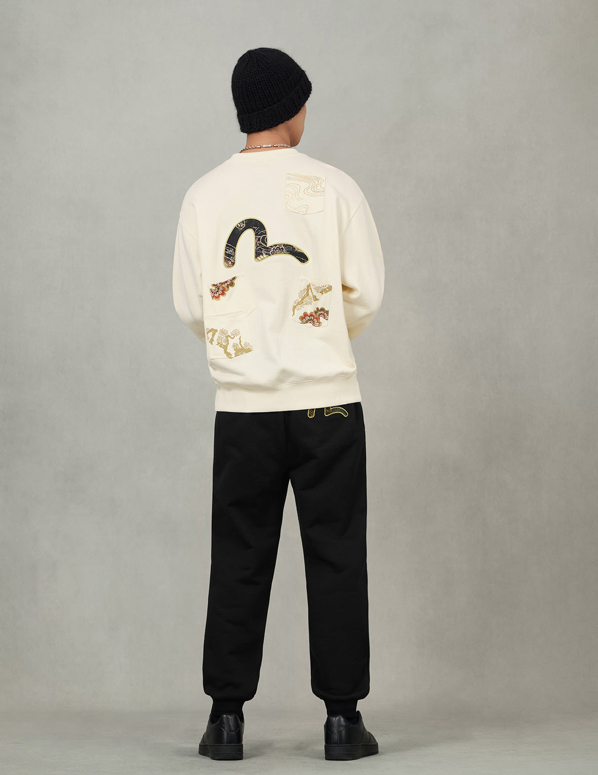 Seagull Brocade Appliqué Gold Thread Logo Regular Fit Sweatpants