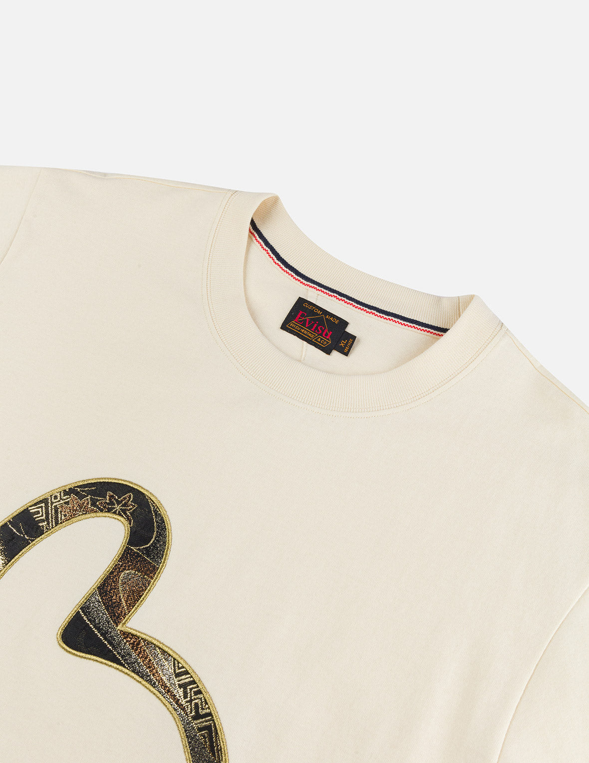 Brocade Seagull Appliqué Regular Fit Short Sleeves T-shirt