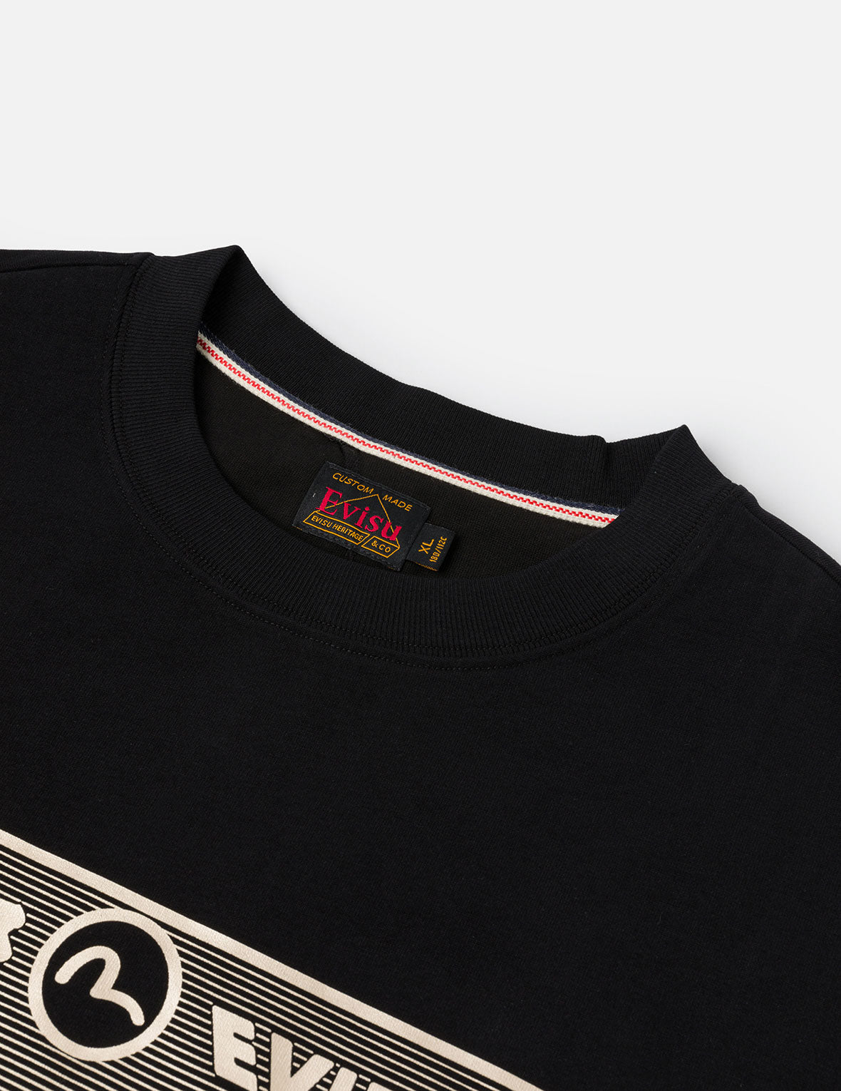 Lion Dance and Mountain Embroidery Relax Fit T-Shirt