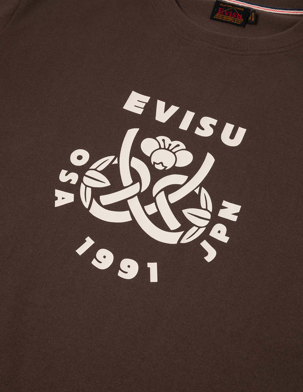 Wheel of Wisdom and Daruma Daicock Print Regular Fit T-Shirt