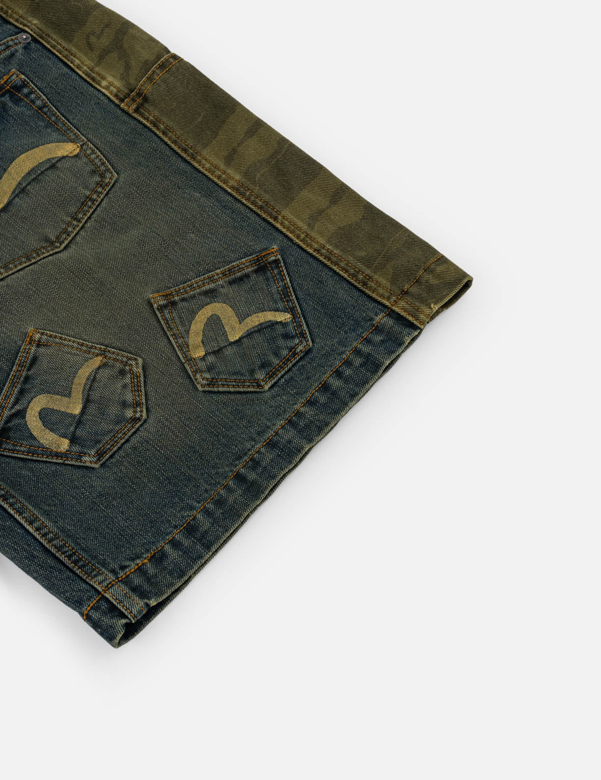 Layered Waistband Ishigaki Camouflage Denim Shorts