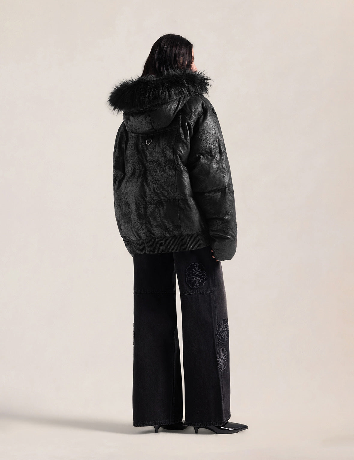 Seagull Badge Detachable Hood Down Jacket
