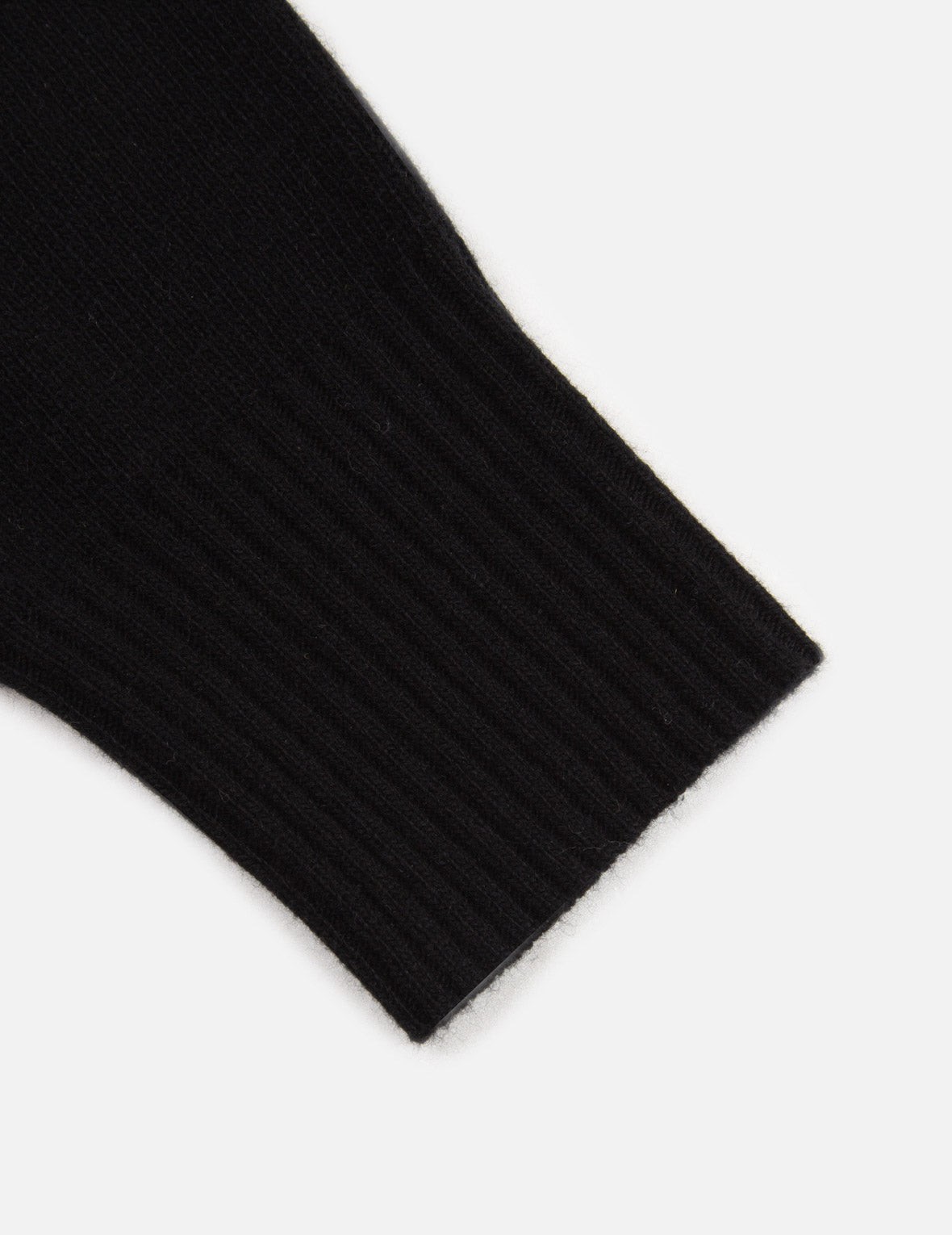 Kamon Embroidery Turtleneck Knitted Pullover