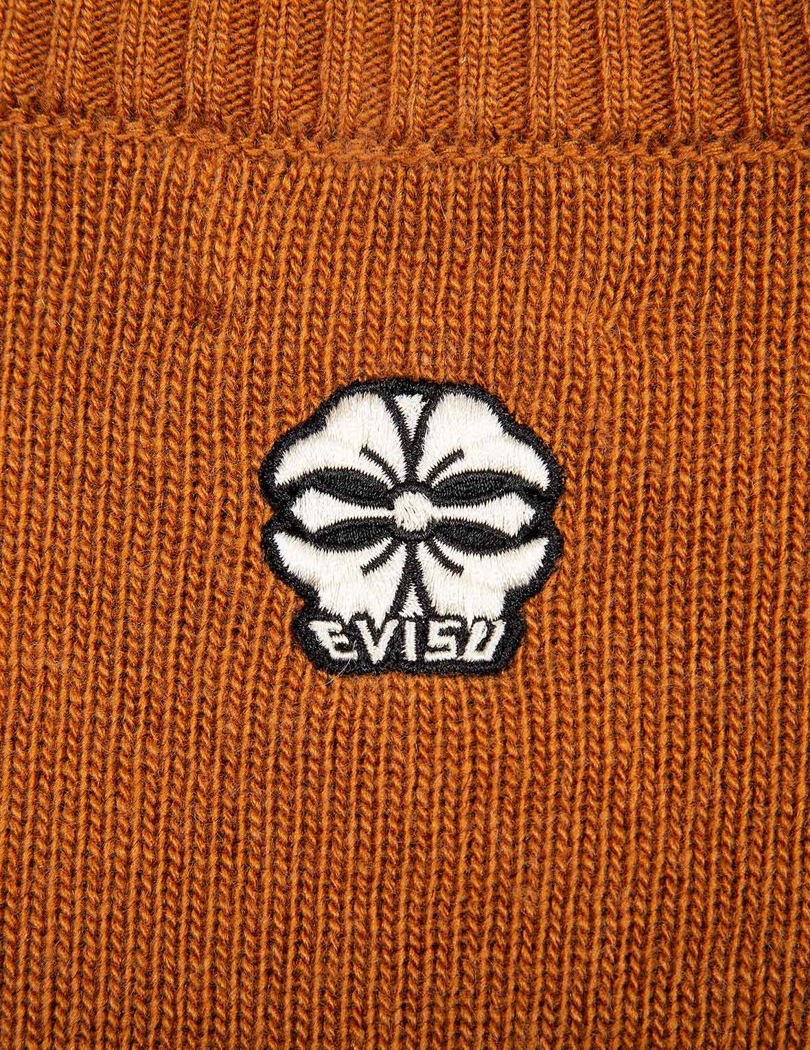 Kamon Embroidery Turtleneck Knitted Pullover