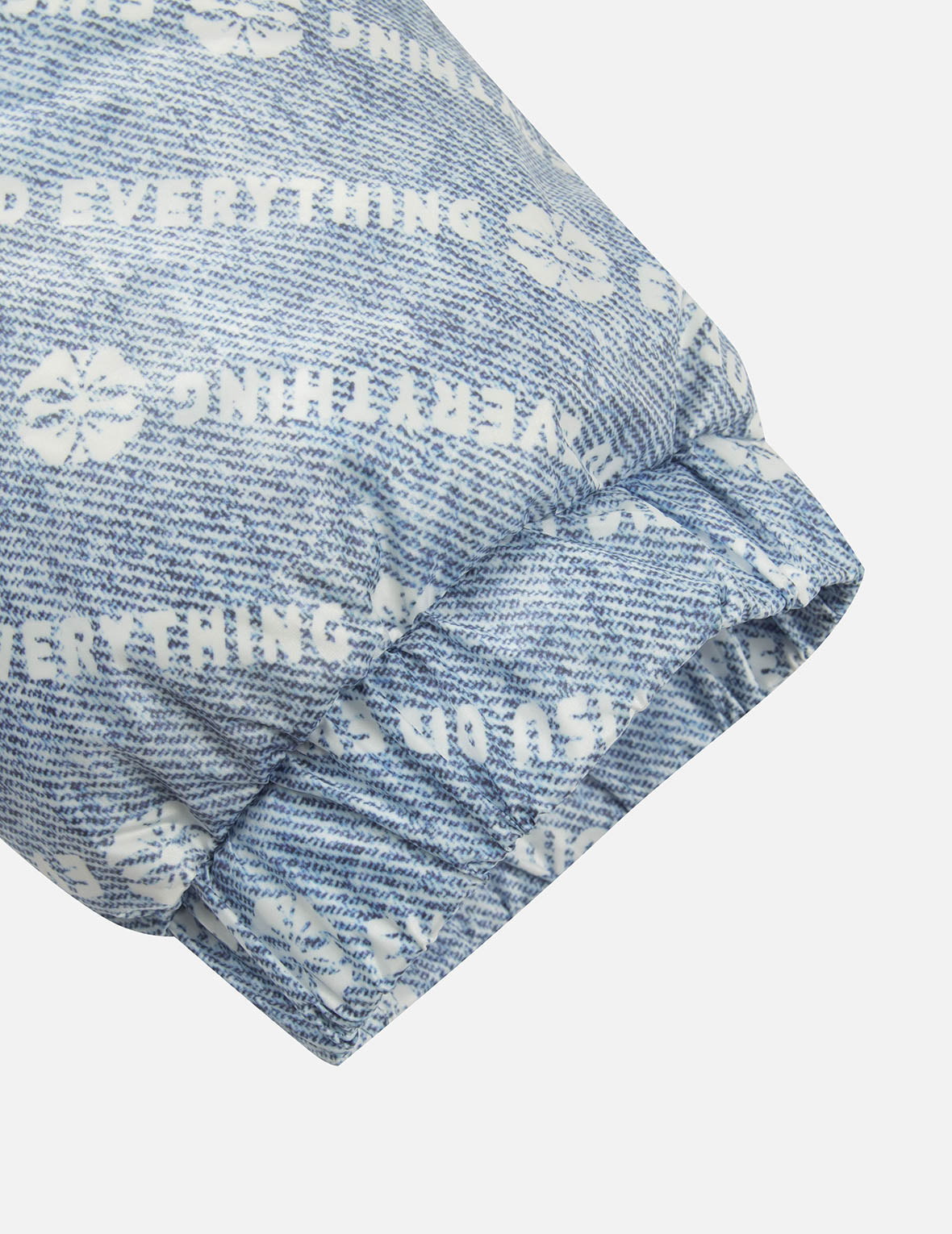 满地标语和家花印花可拆式连帽羽绒外套