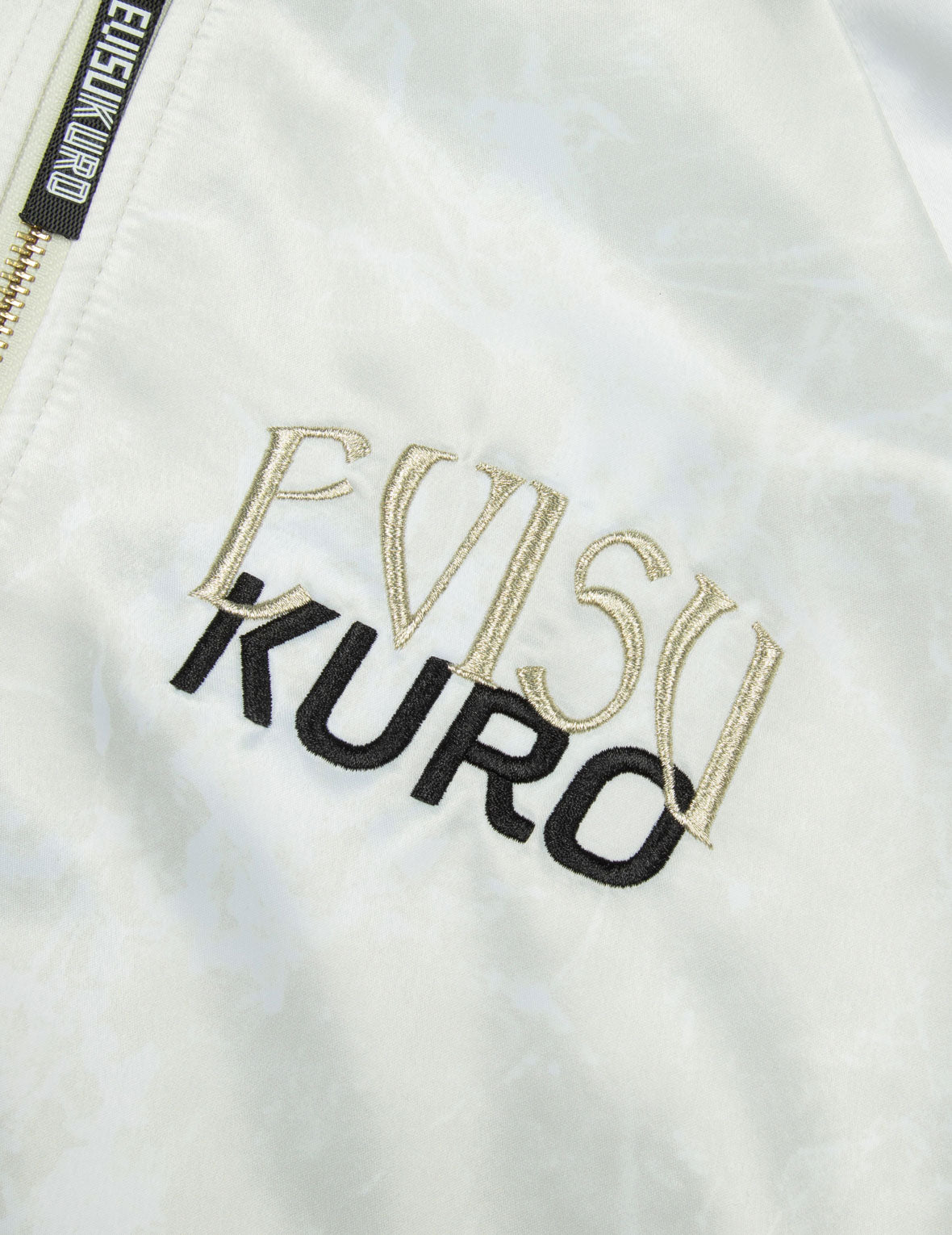 立体手扫笔触刺绣常规版型横须贺外套