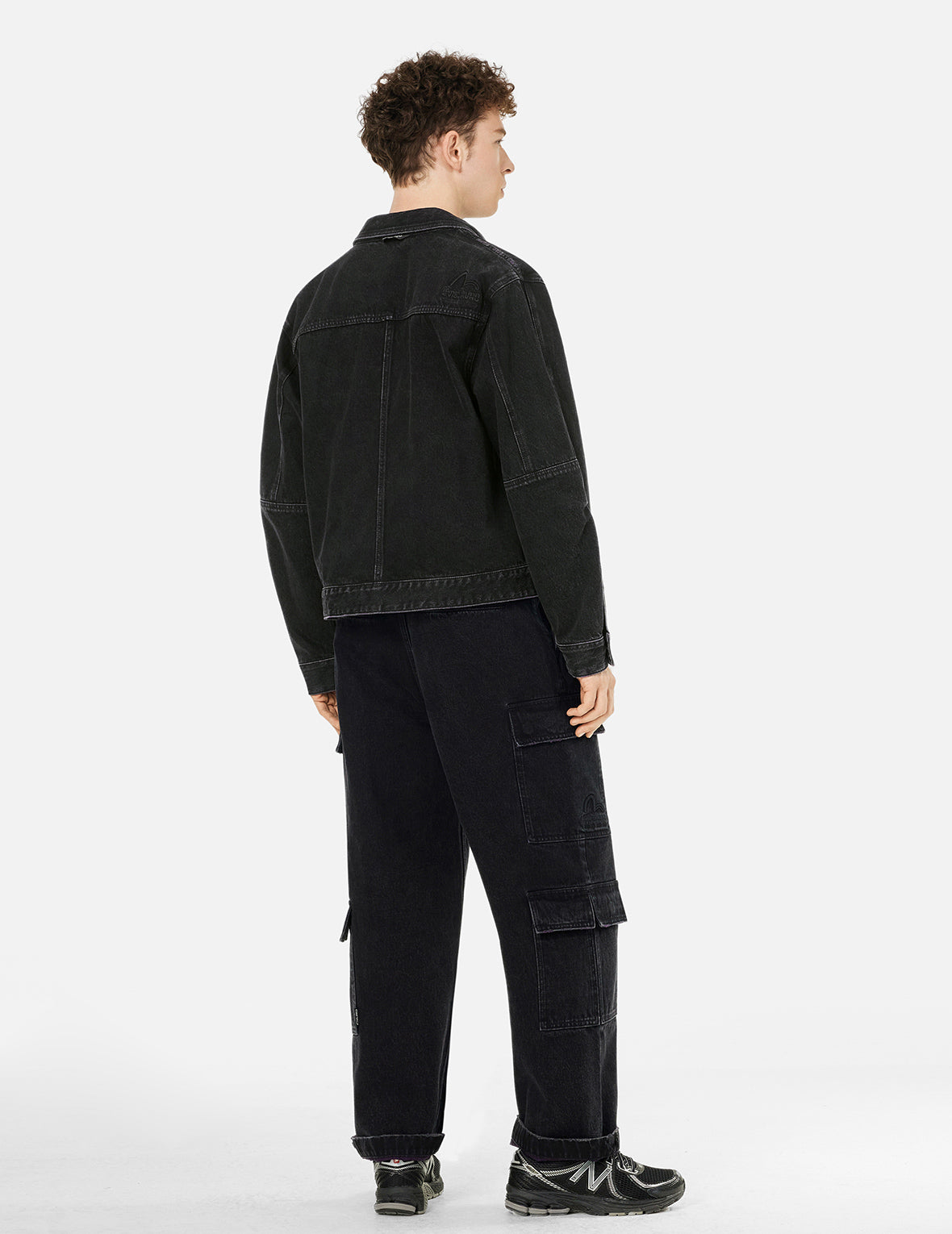 水洗破损宽版休闲短身卡车外套