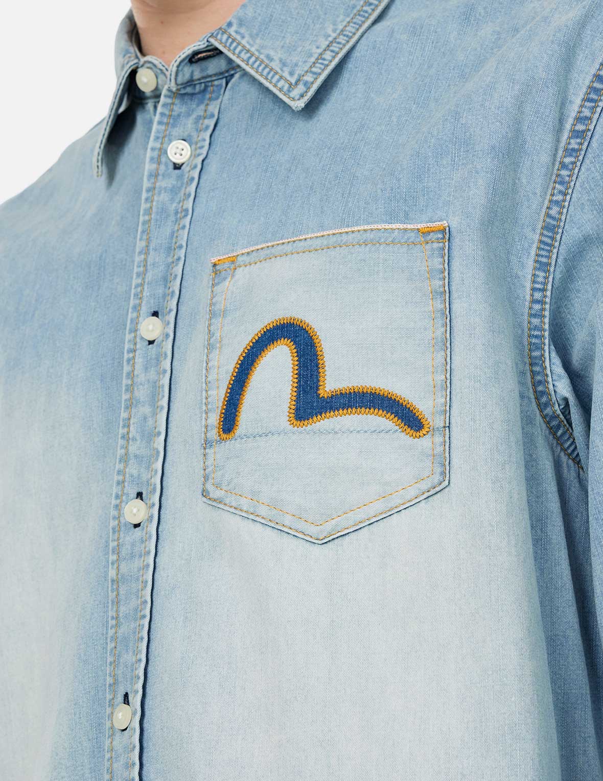 Inserted Seagull Embroidery Relax Fit Denim Shirt