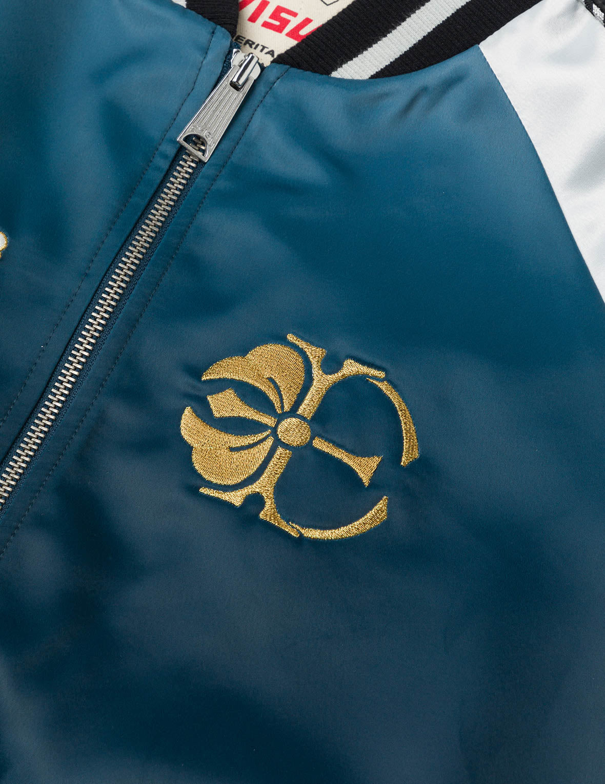 神兽白泽刺绣常规版型横须贺外套