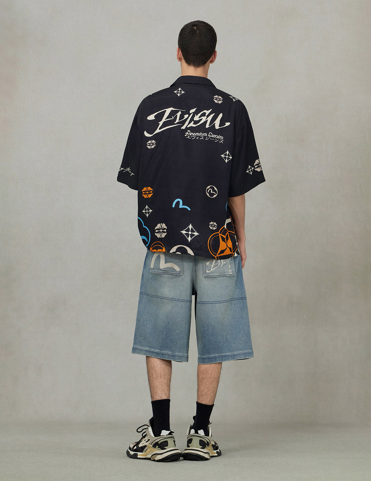 Allover Floral and Seagull Print Boxy Short-Sleeve Shirt