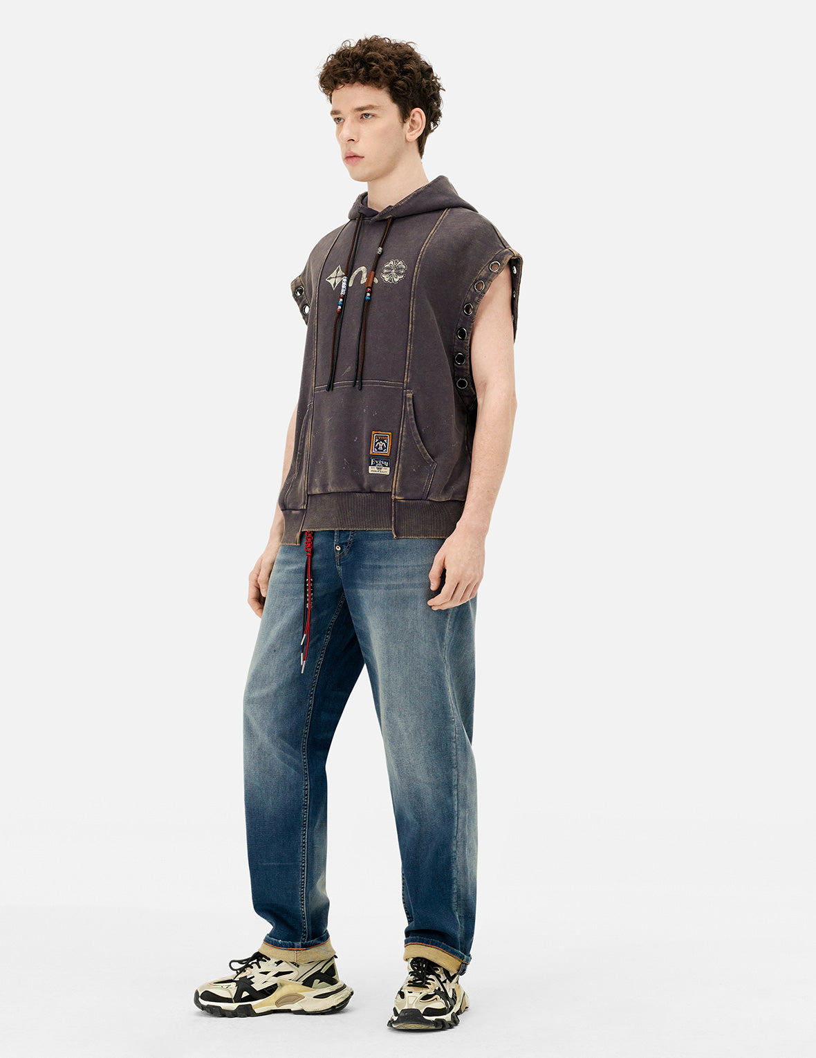 Washed Deconstructed Totem Kamon Embroidery Fashion Fit Hoodie Vest