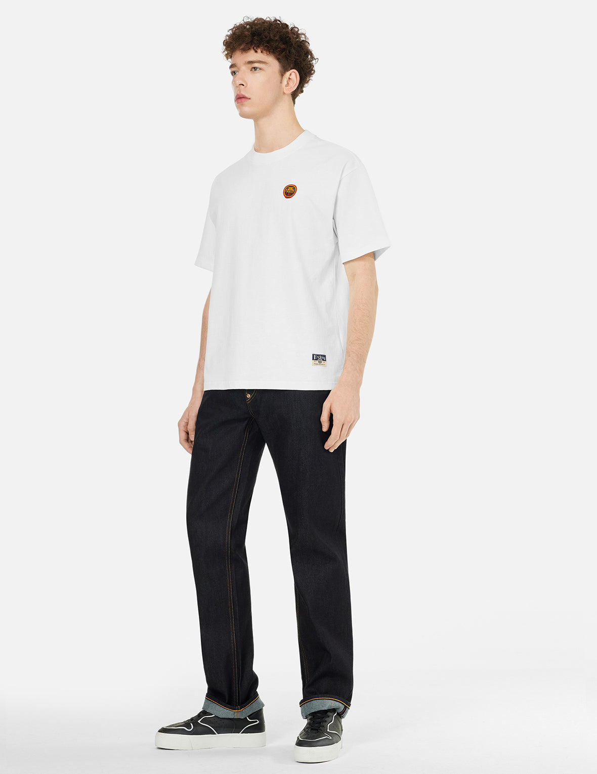 达摩和商标刺绣宽版休闲T恤