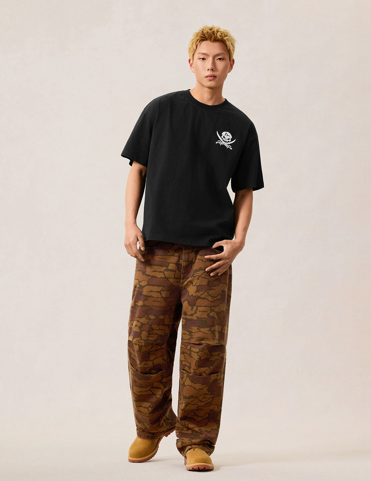 Distressed Camo Daicock T-shirt