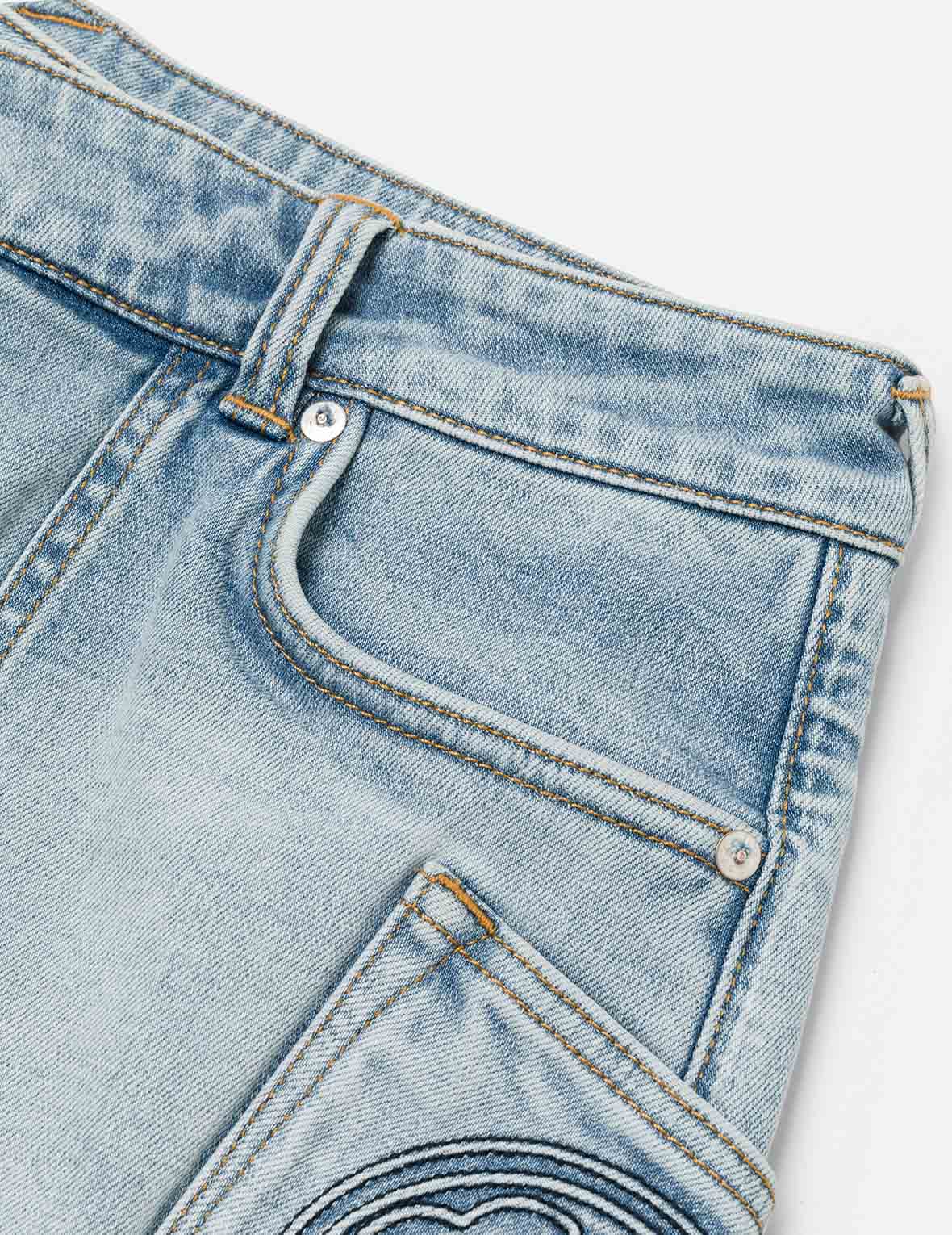 家花和商标刺绣常规版型牛仔裙裤