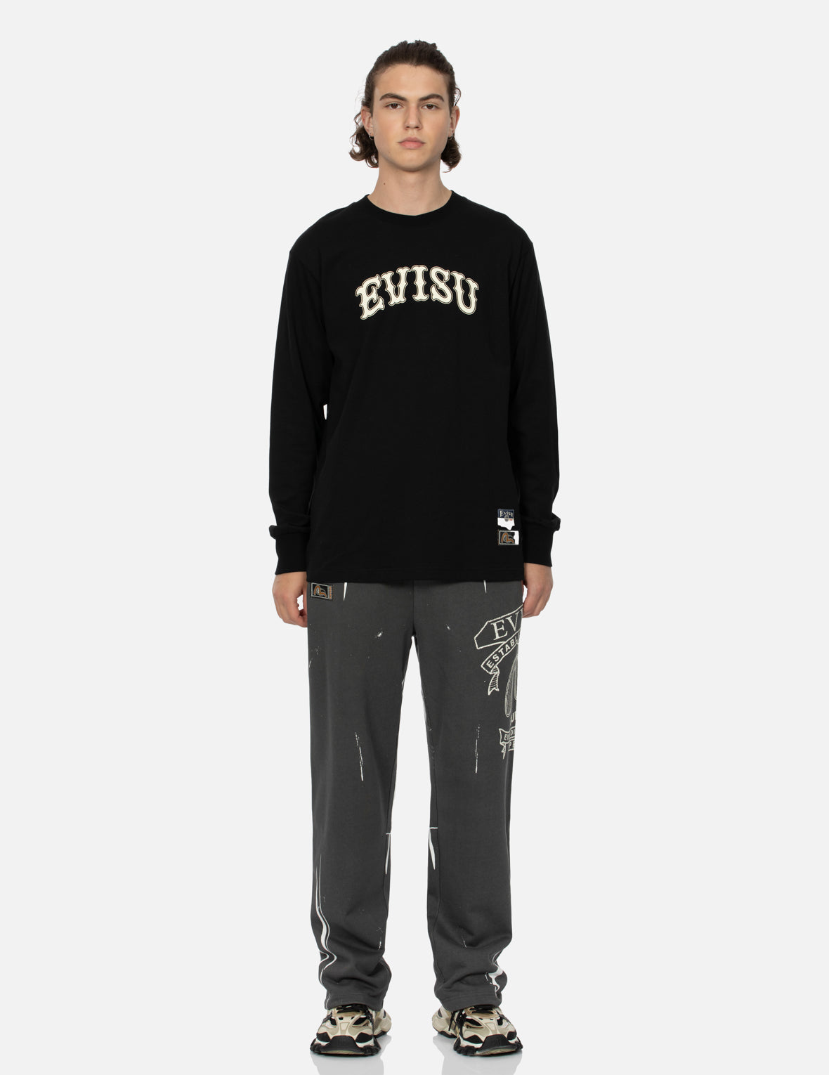 Kamon Embroidery and Logo Print Fashion Fit Long-Sleeve T-shirt