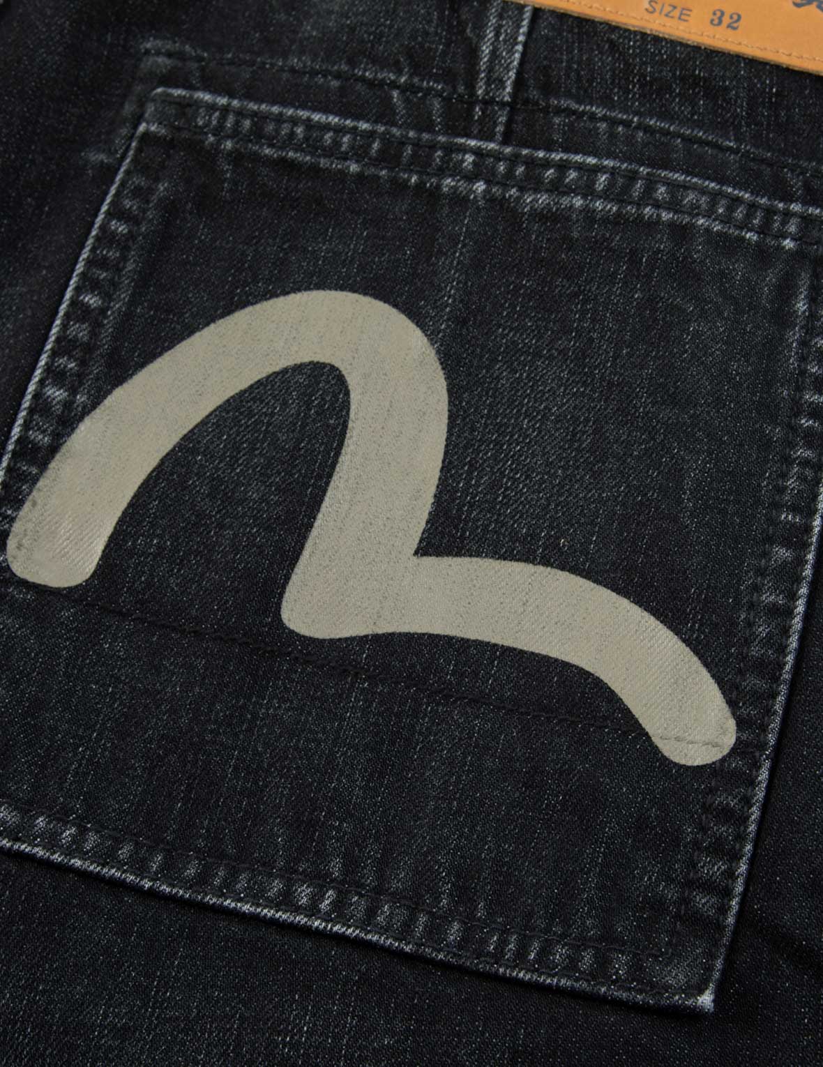 Seagull Print Cargo Denim Shorts