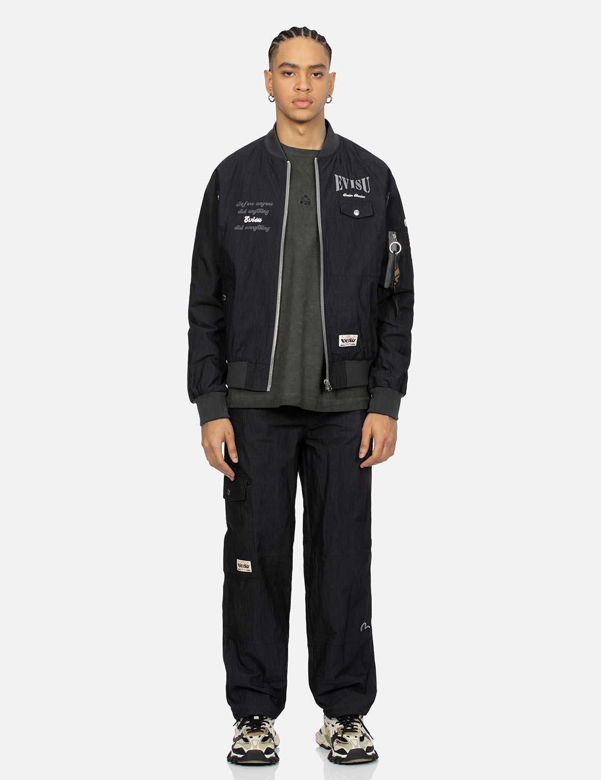 多重品牌印花和刺绣宽版飞行员外套