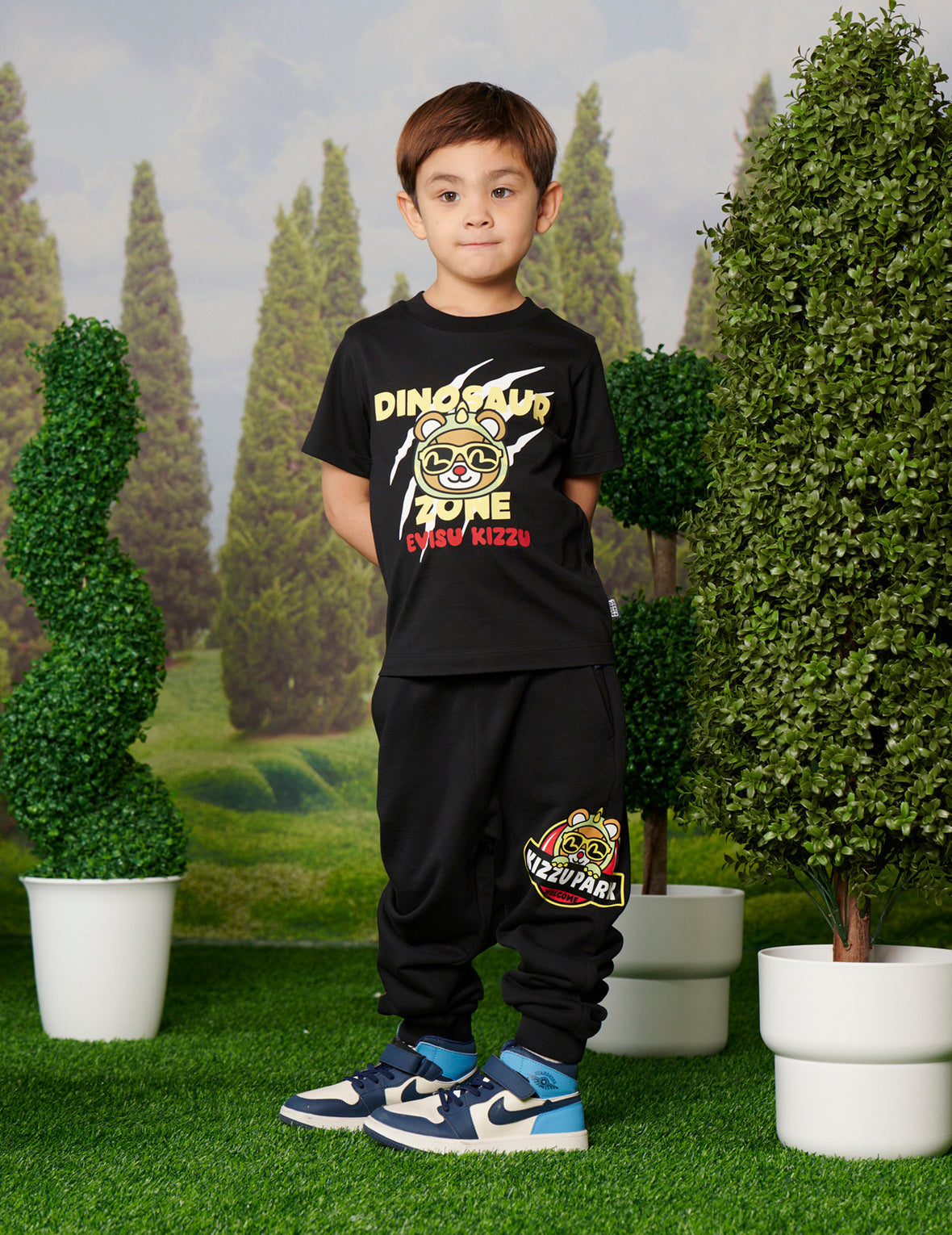 Dinosaur Park Sign Print Regular Fit Sweatpants