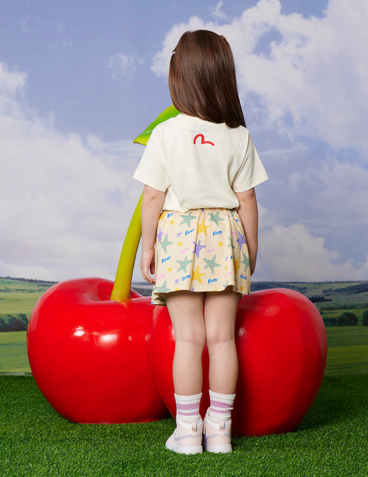 Allover Logo and Starfish Print Regular Fit Skirt