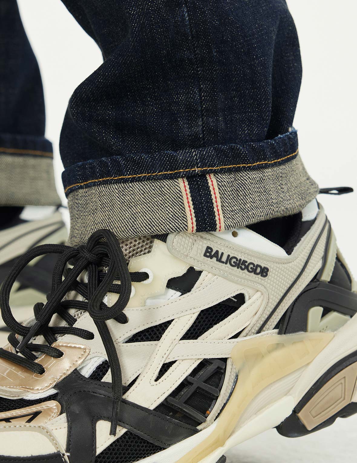 Multi-pocket Dark-toned Washed Slim Fit Jeans #2010