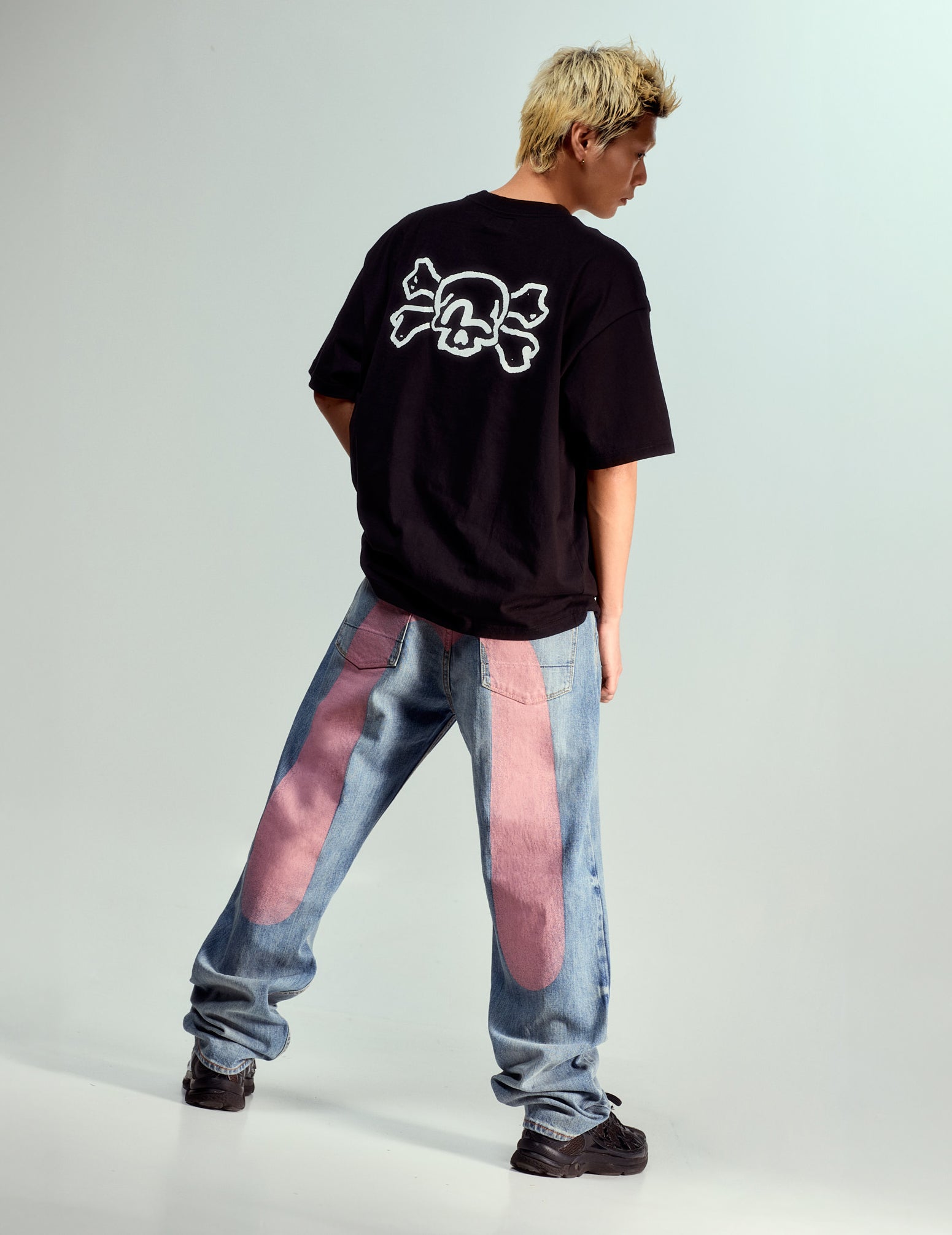 PRE-ORDER] Daicock Print Baggy-Fit Jeans #2000 – EVISU