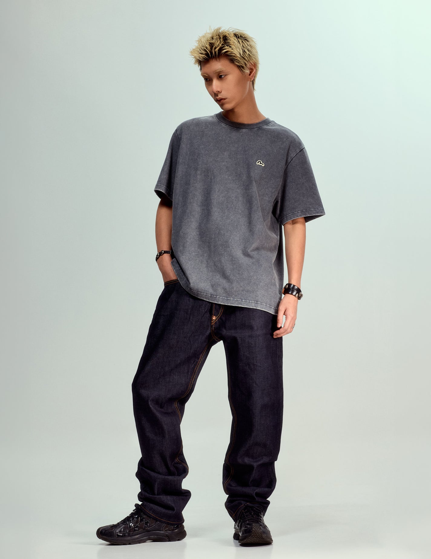 PRE-ORDER] Daicock Print Baggy-Fit Jeans #2000 – EVISU