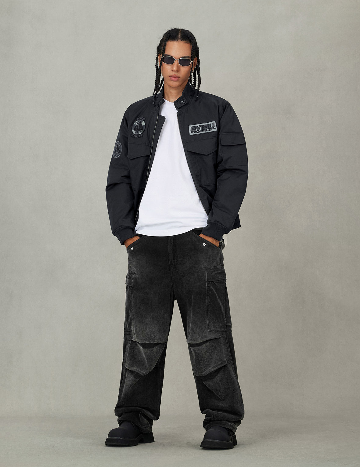 多重商标刺绣徽章常规版型夹棉飞行员外套