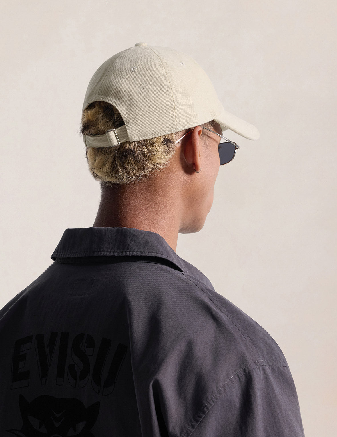 Flying Bee Embroidered Baseball Cap