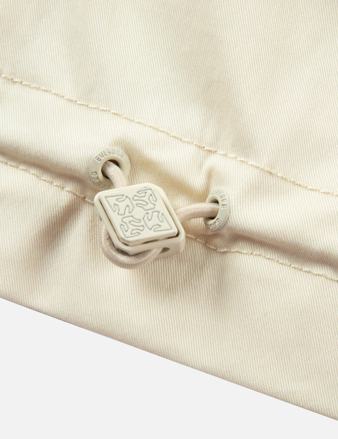 Shimmering Logo and Kamon Print Boxy Jacket