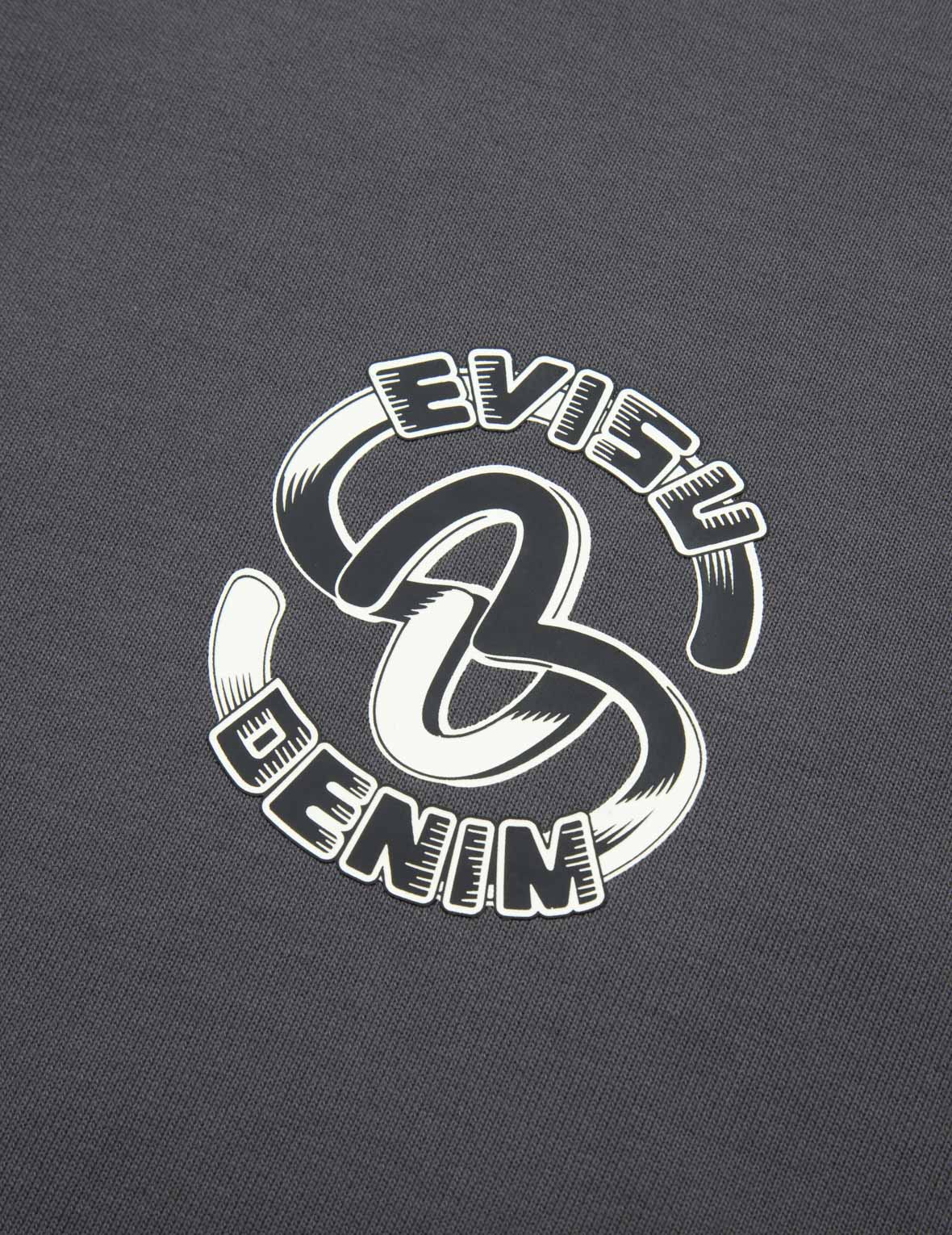 多口袋宽版卫衣