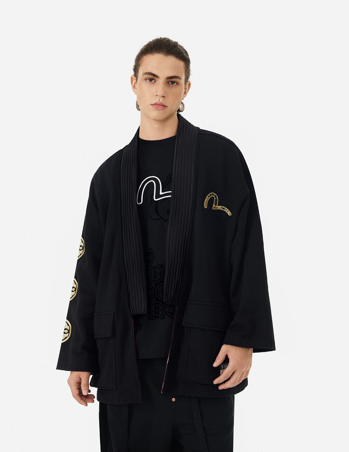 多重刺绣和印花宽版和服外套