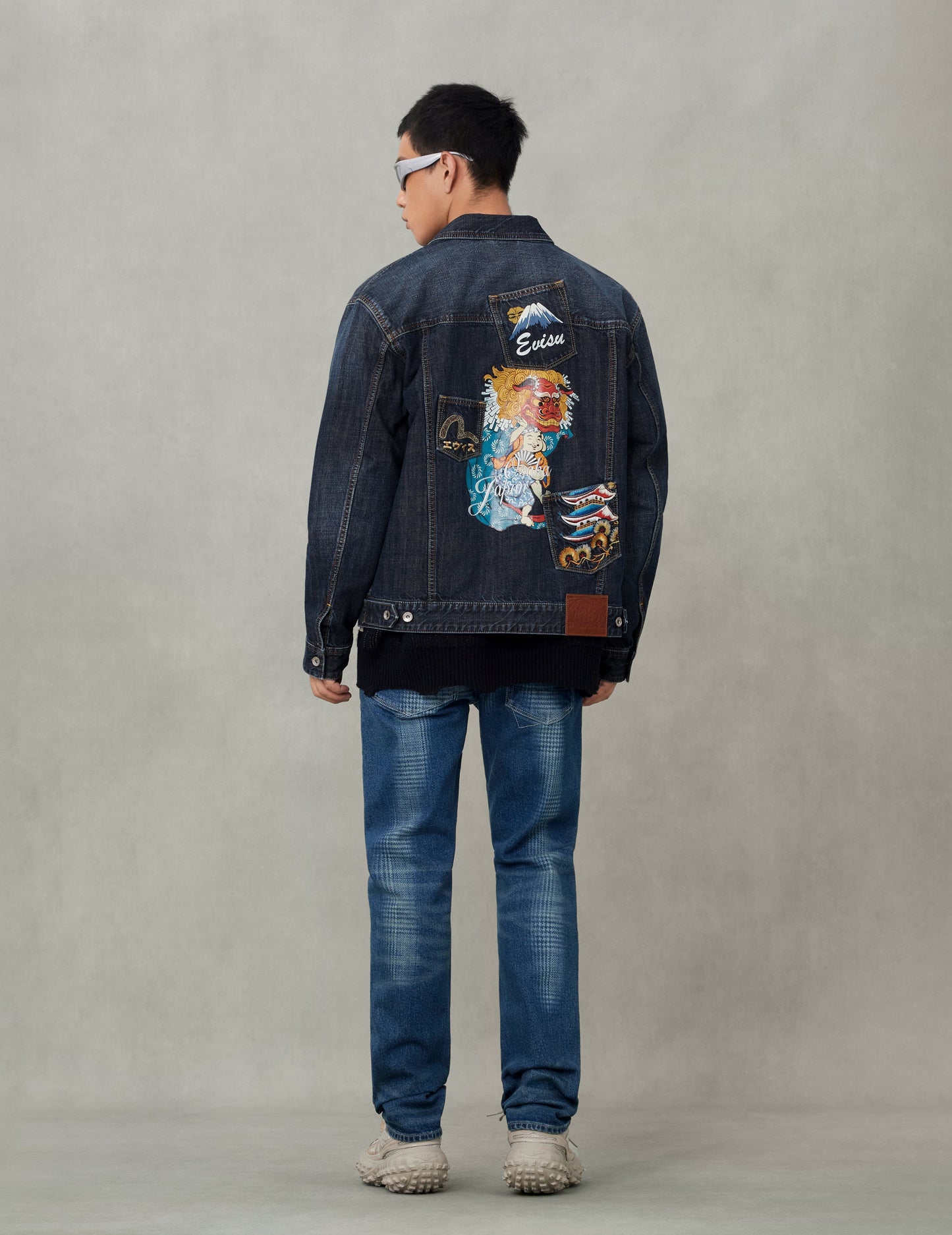 Washed Multi-Pocket with Lion Dance Print Relax Fit Denim Jacket