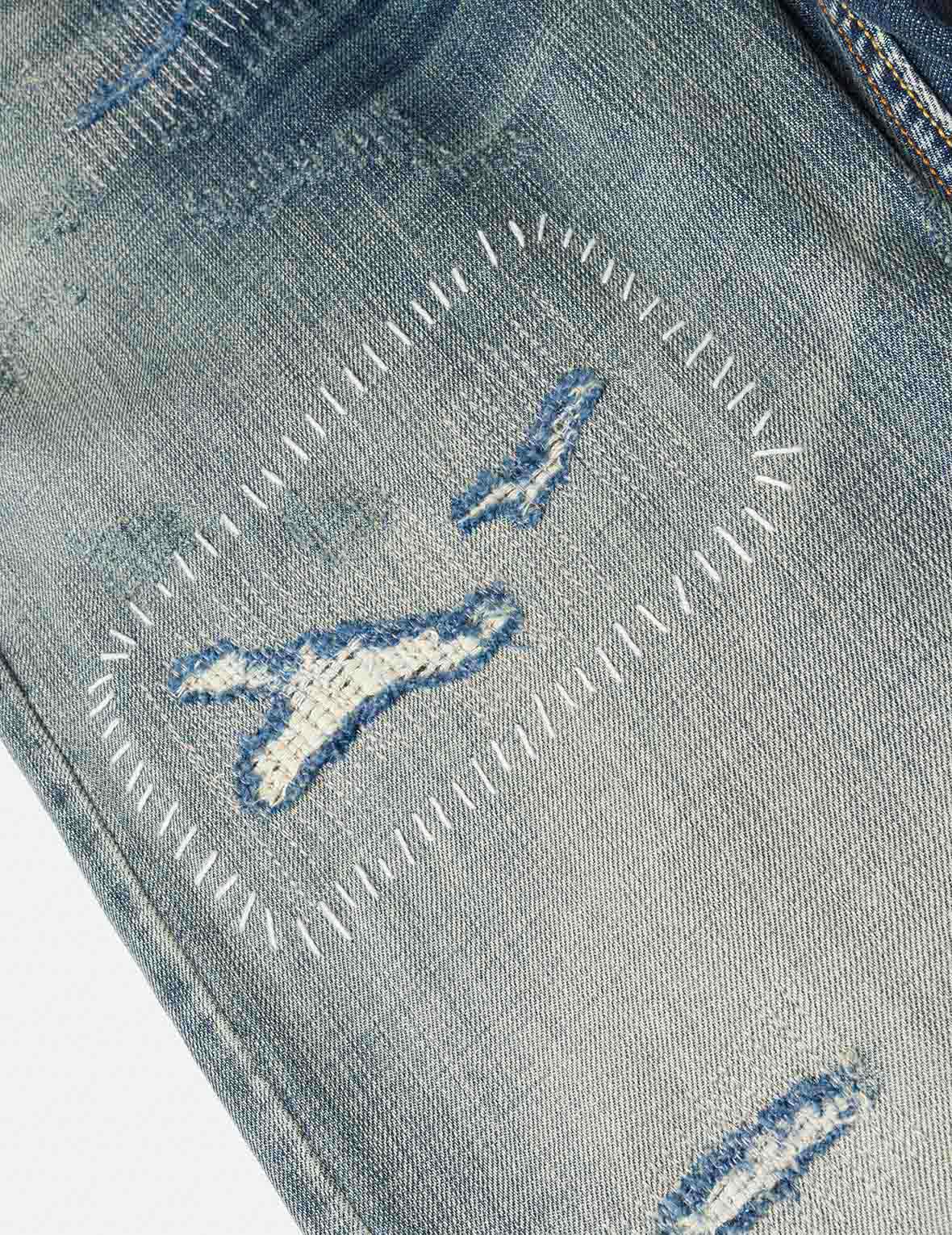 7-Pocket Design with Seagull Embroidery Washed Regular Fit Jeans #2020