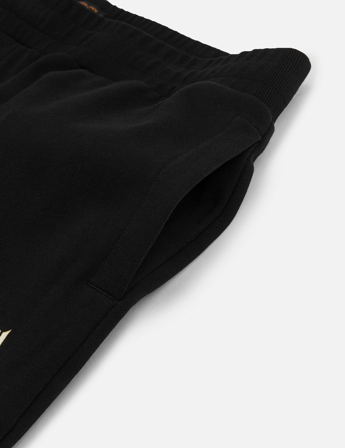 商标刺绣和仙鹤报恩大M印花常规版型运动裤