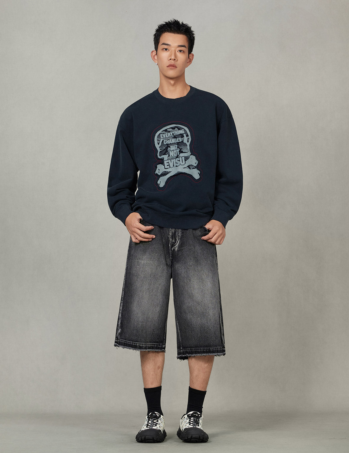 "Back to Bone" and Skull Print Fashion Fit Sweatshirt