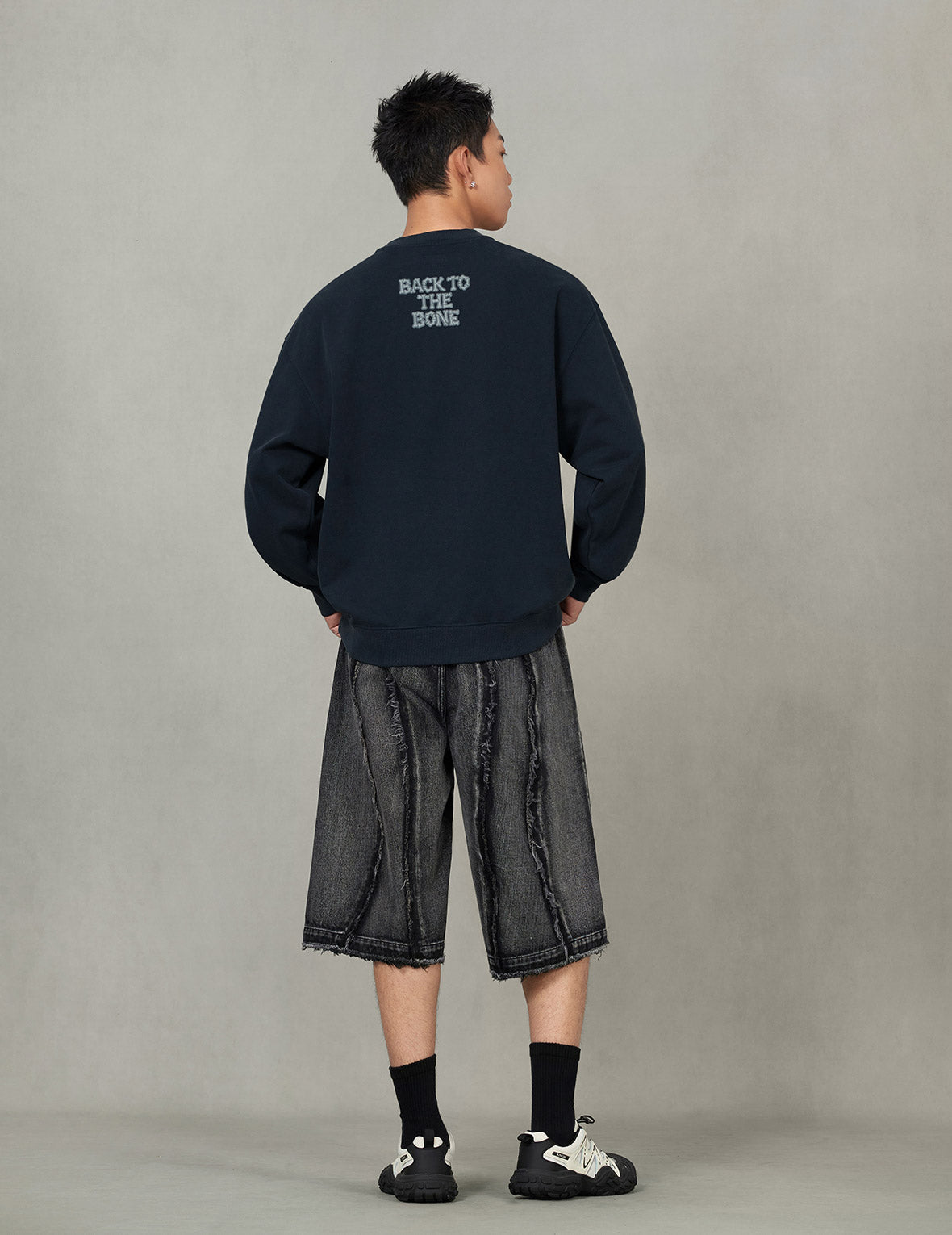 "Back to Bone" and Skull Print Fashion Fit Sweatshirt