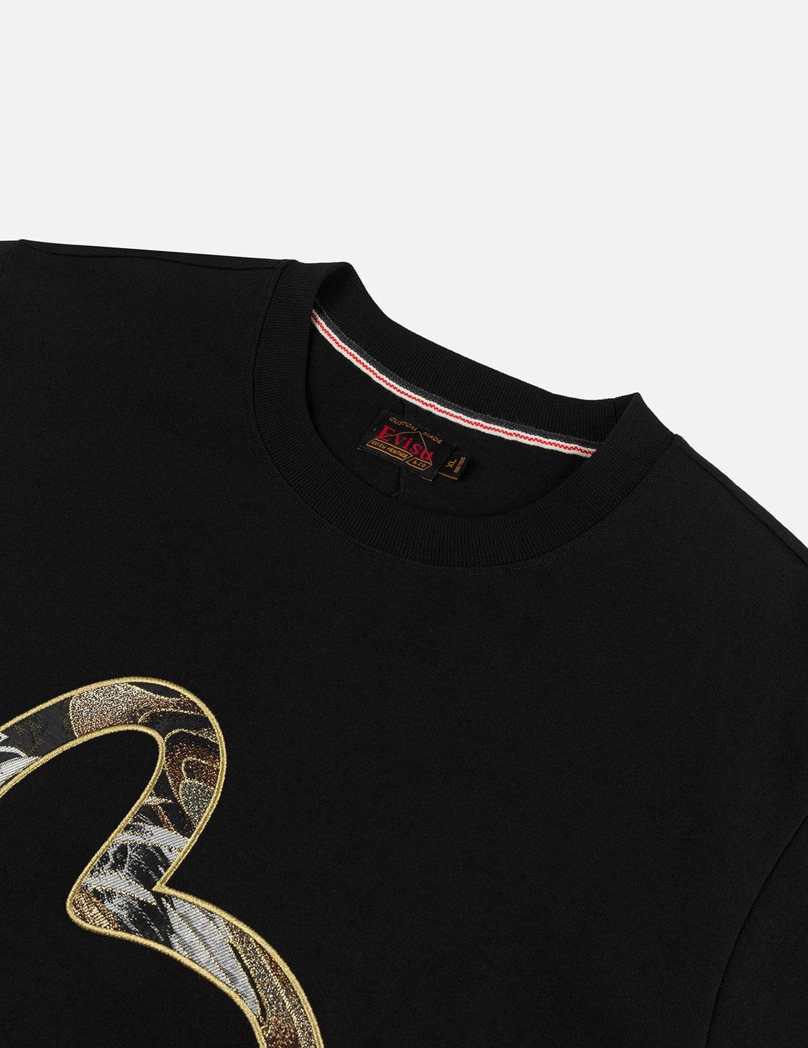 Brocade Seagull Appliqué Regular Fit Short Sleeves T-shirt