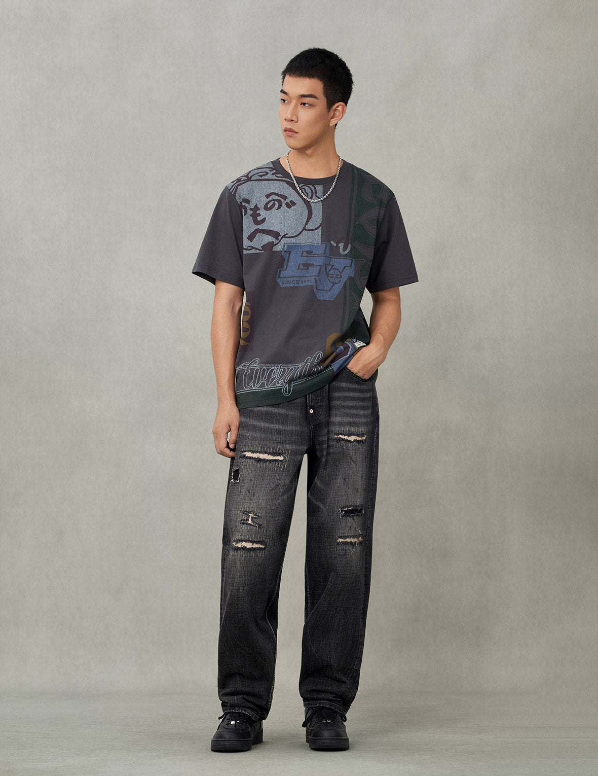 Henohenomohe Godhead and Logo Regular Fit T-shirt