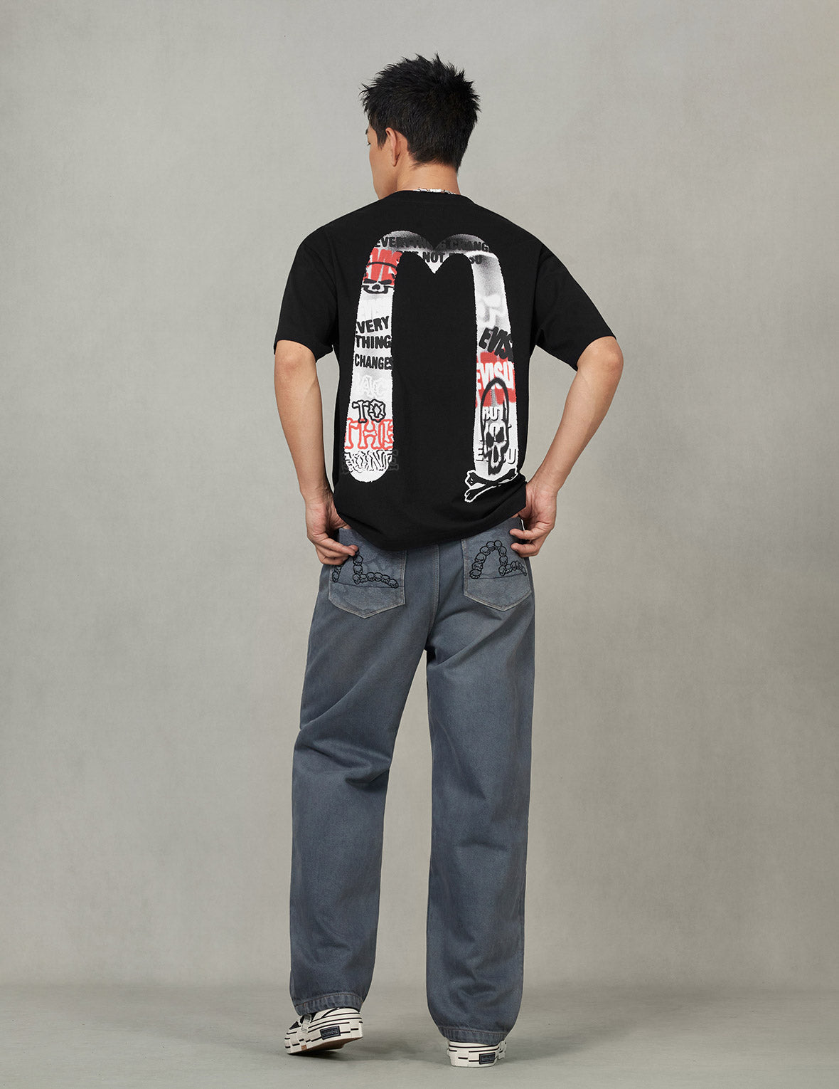 Graffiti-style Daicock Print Relax Fit T-shirt – EVISU