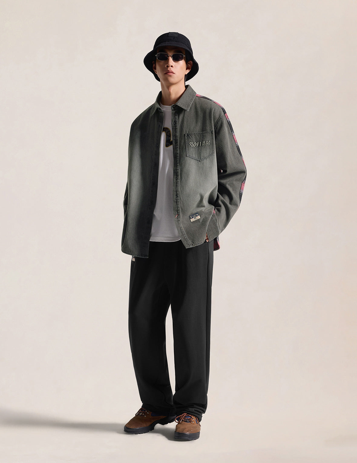 Brocade Seagull Patch Pocket Sweatpants