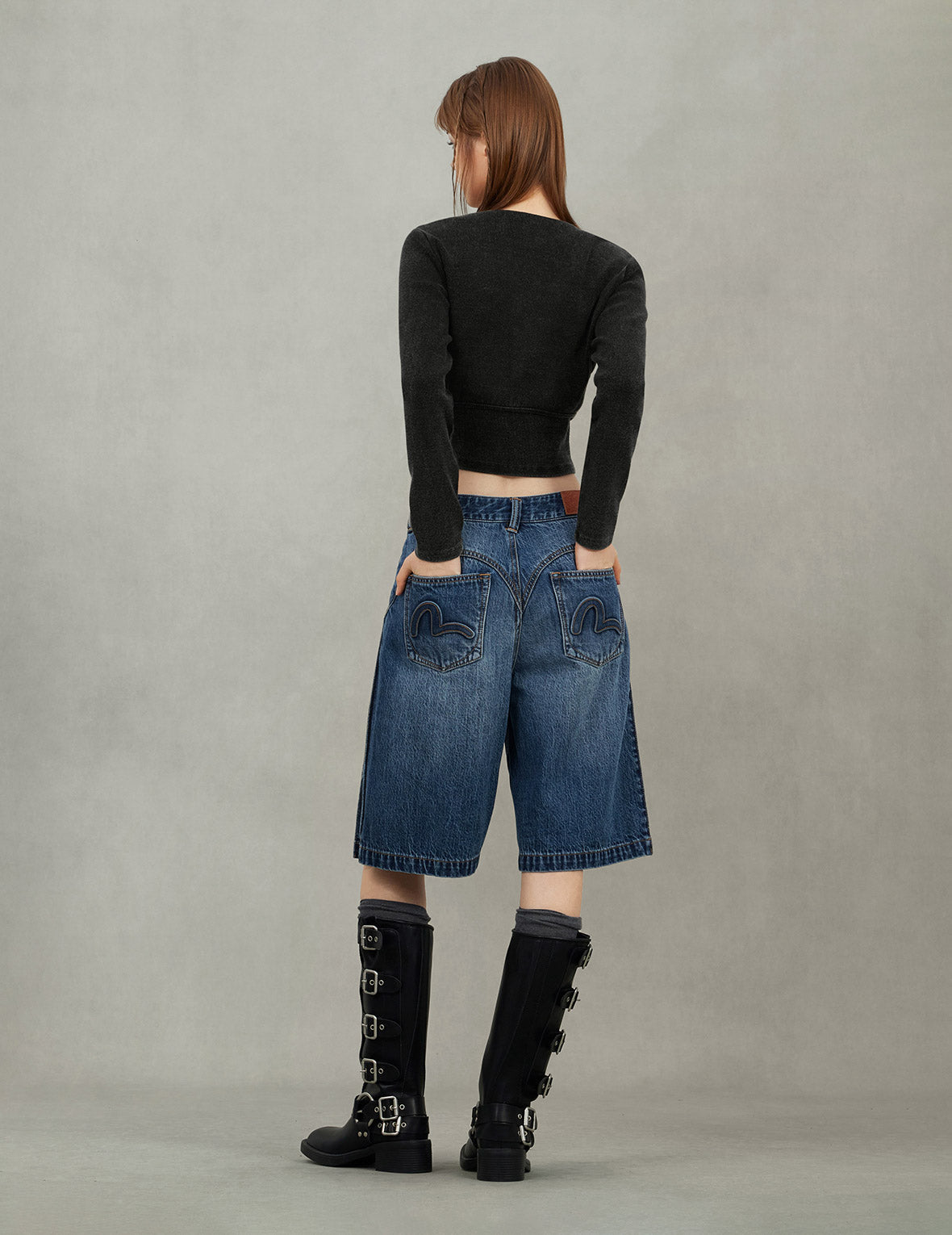 Seagull Embossed Fashion Fit Pleated Denim Shorts